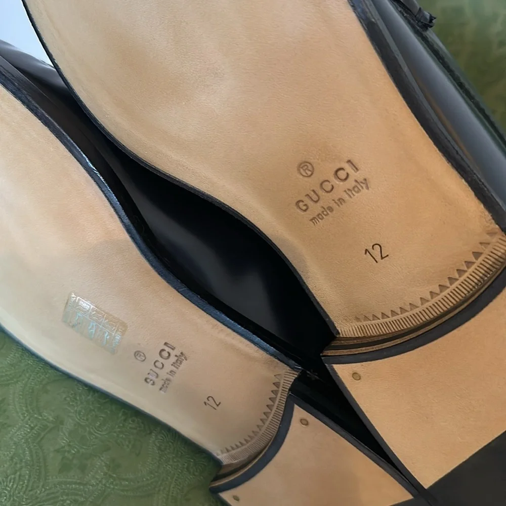Gucci Logo Leather Loafers